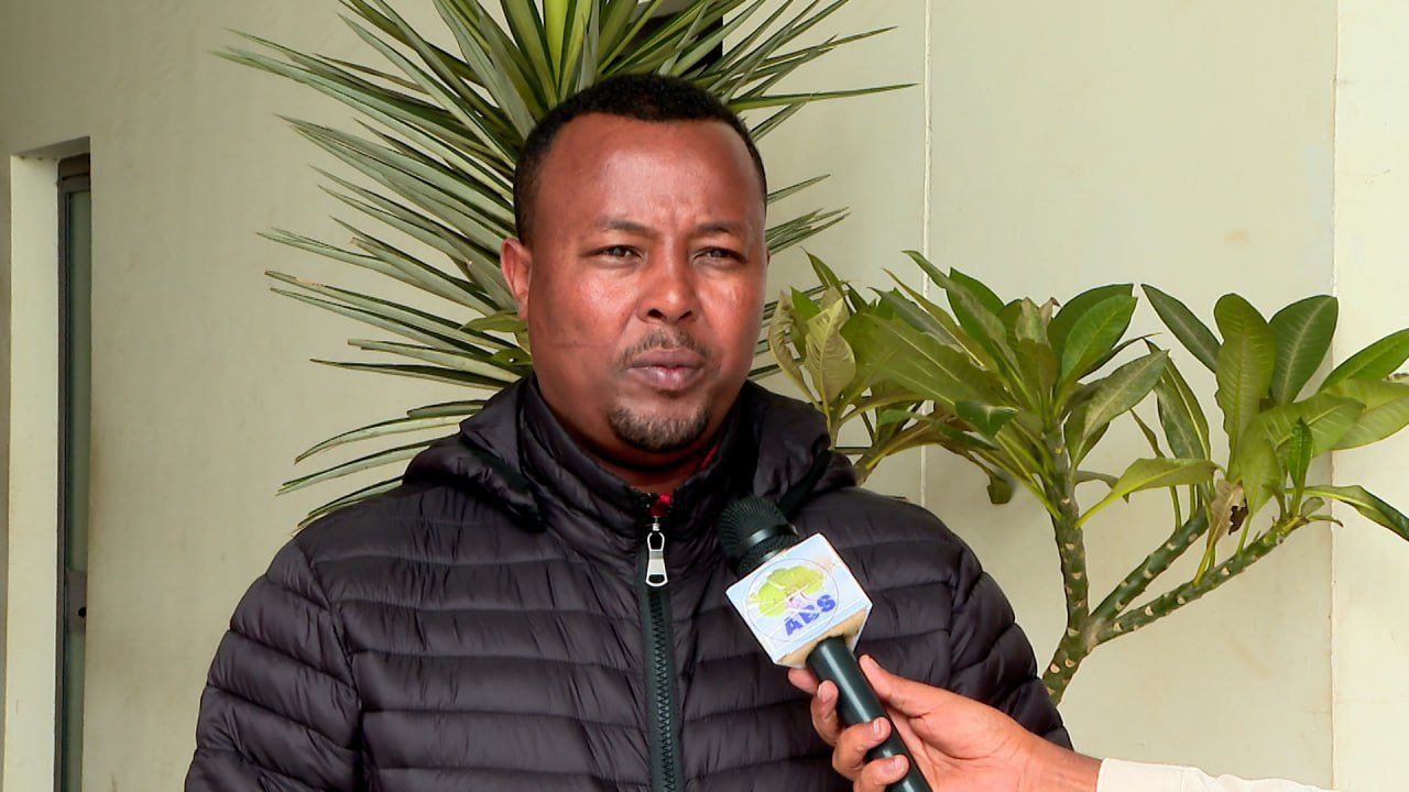 Wajjirri Carraa hojii Uumuu fi Ogummaa Bulchiinsa Magaalaa Adaamaa fayyadamummaa Dargaggoota Dinagdee keessatti qaban Cimsuuf Leenjii hubannoo cimsuu Kenne.