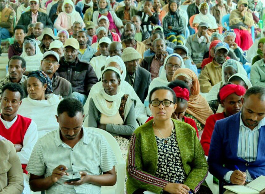 Bulchiinsa magaalaa Adaamaa Aanaa Wanjiitti miseensotni mana maree bakka bu’oota ummaata fi Caffee Oromiyaa ummata waliin marii gaggeesse.
