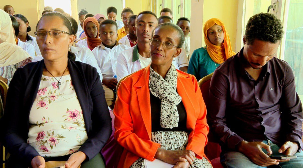 Bulchiinsa magaalaa Adaamaatti Yaa’iin Paarlaamaa Daa’immanii waggaa 2ffaa marsaa 1ffaa gaggeeffame.