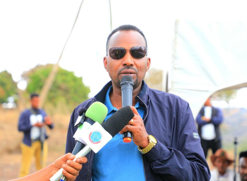 Dinagdeen qonnan bultoota humneessuuf mootummaan Xiyyeeffannoo kenne hojjechaa Jirachuu Kantibaan Bulchiinsa Magaalaa Adaamaa Obbo Hayiluu Jaldee dubbatan.