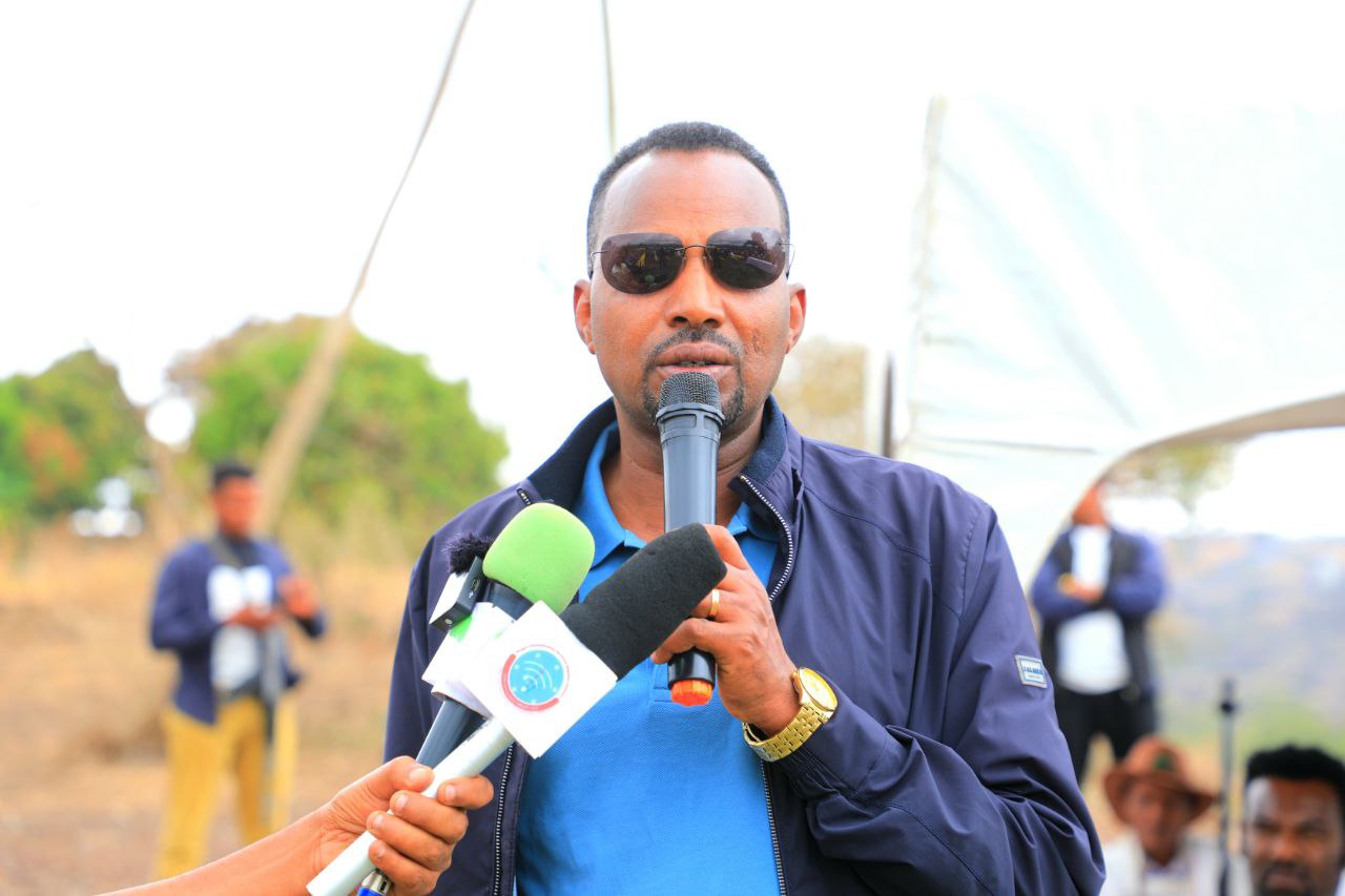 Dinagdeen qonnan bultoota humneessuuf mootummaan Xiyyeeffannoo kenne hojjechaa Jirachuu Kantibaan Bulchiinsa Magaalaa Adaamaa Obbo Hayiluu Jaldee dubbatan.